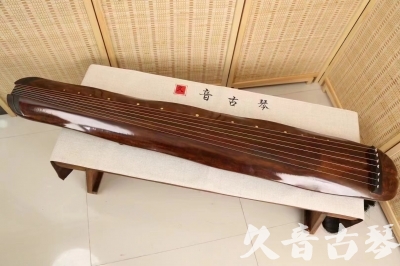 平顶山市●久音古琴  ●今日推荐  20240321【收藏级断纹小蕉叶】